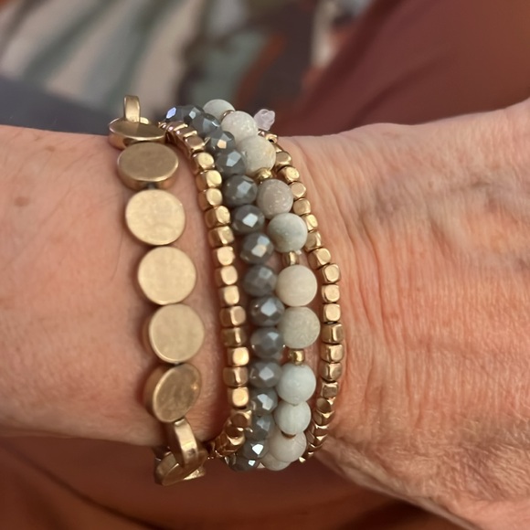 Multi Color Stretch Bracelet - Picture 4 of 4